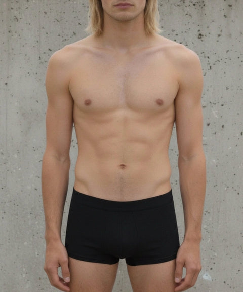 Short Trunk '25 Black Hawk