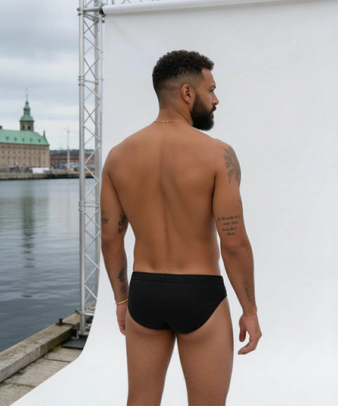 POND3 2.4" Swim Brief Deep Sea Black