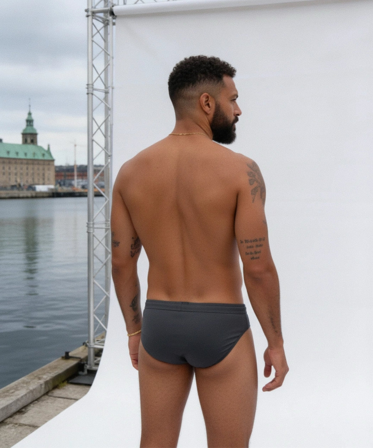 POND3 2.4" Swim Brief Titanium Steel