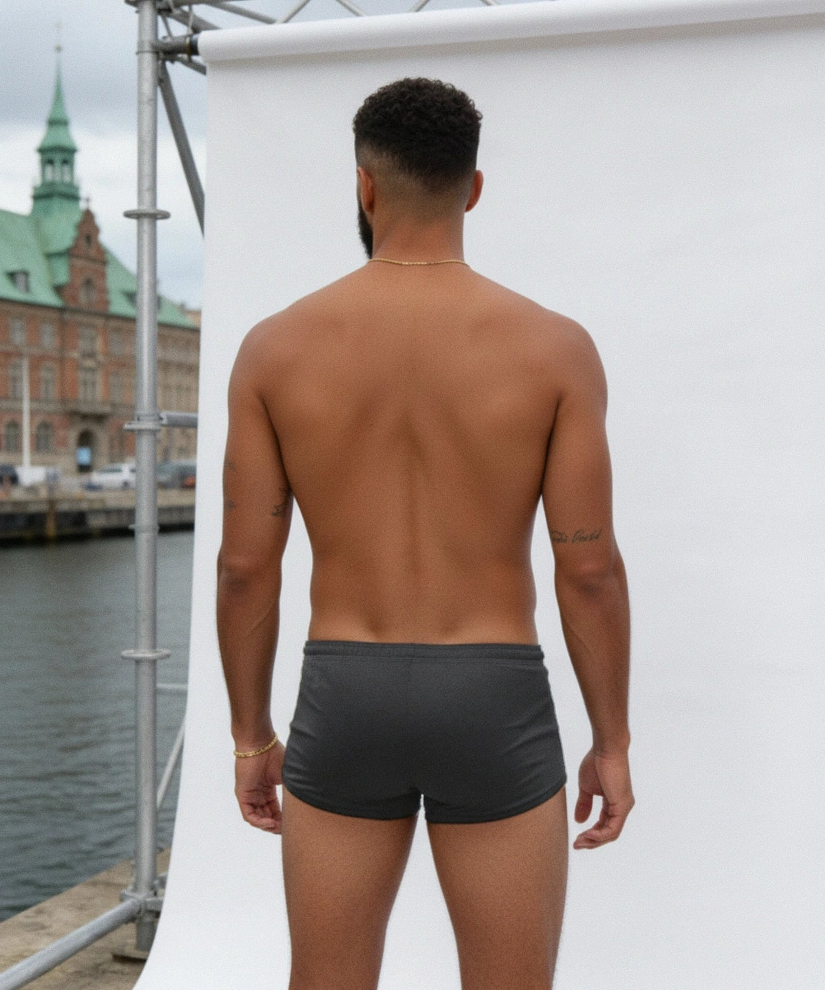 POND4 8.2" Swim Brief Titanium Steel