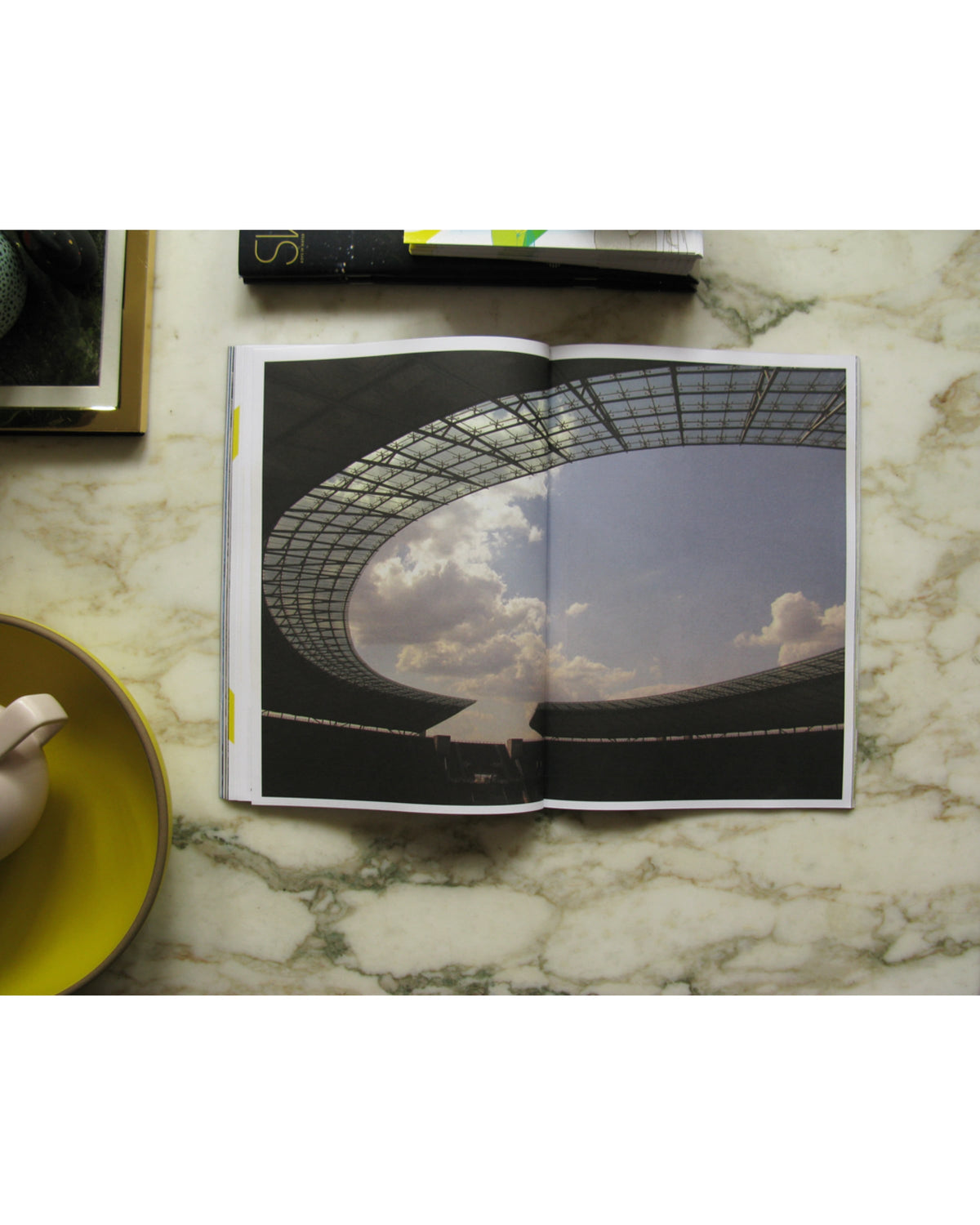SWIMMERS Magazine : Issue 03